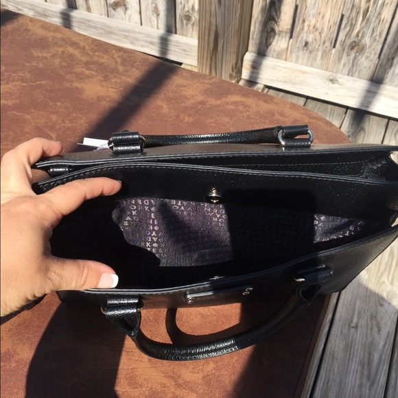 Kate Spade Wellesley Durham & matching wristlet! - Picture 4 of 6